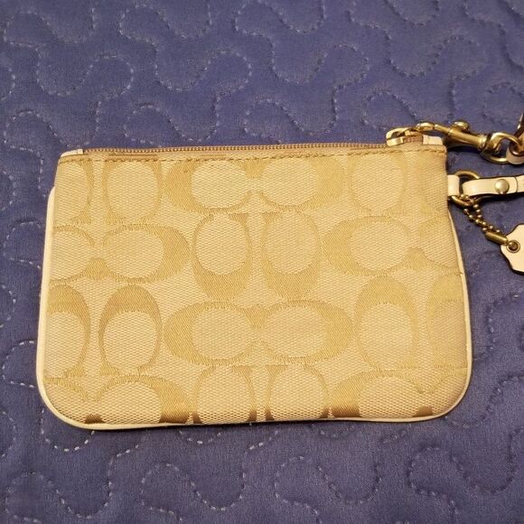 Coach Wristlet - Picture 4 of 5